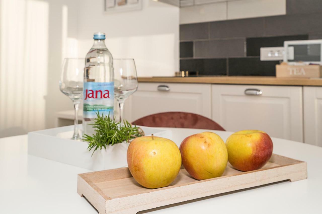 Studio Apartments Marcel Сплит Екстериор снимка