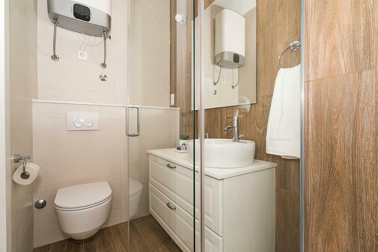 Studio Apartments Marcel Сплит Екстериор снимка