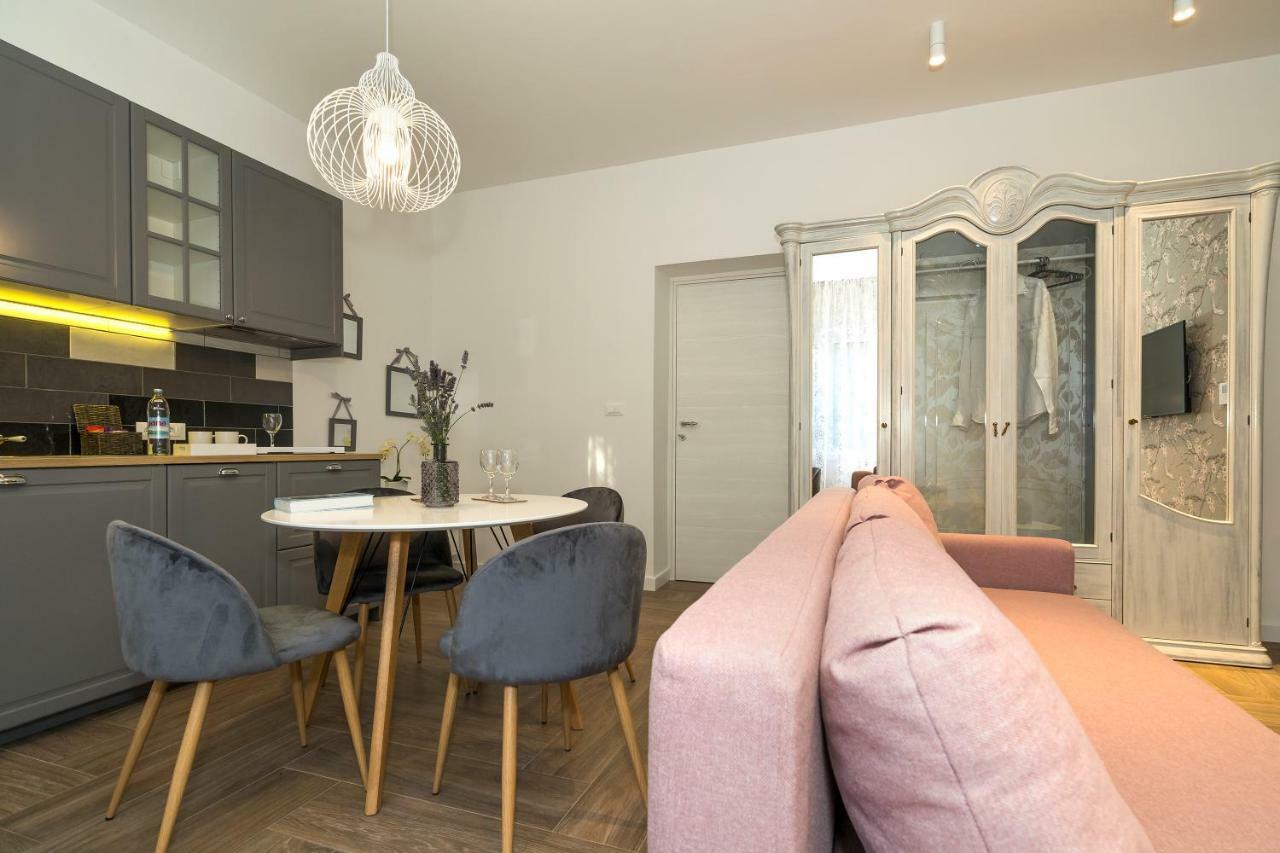 Studio Apartments Marcel Сплит Екстериор снимка