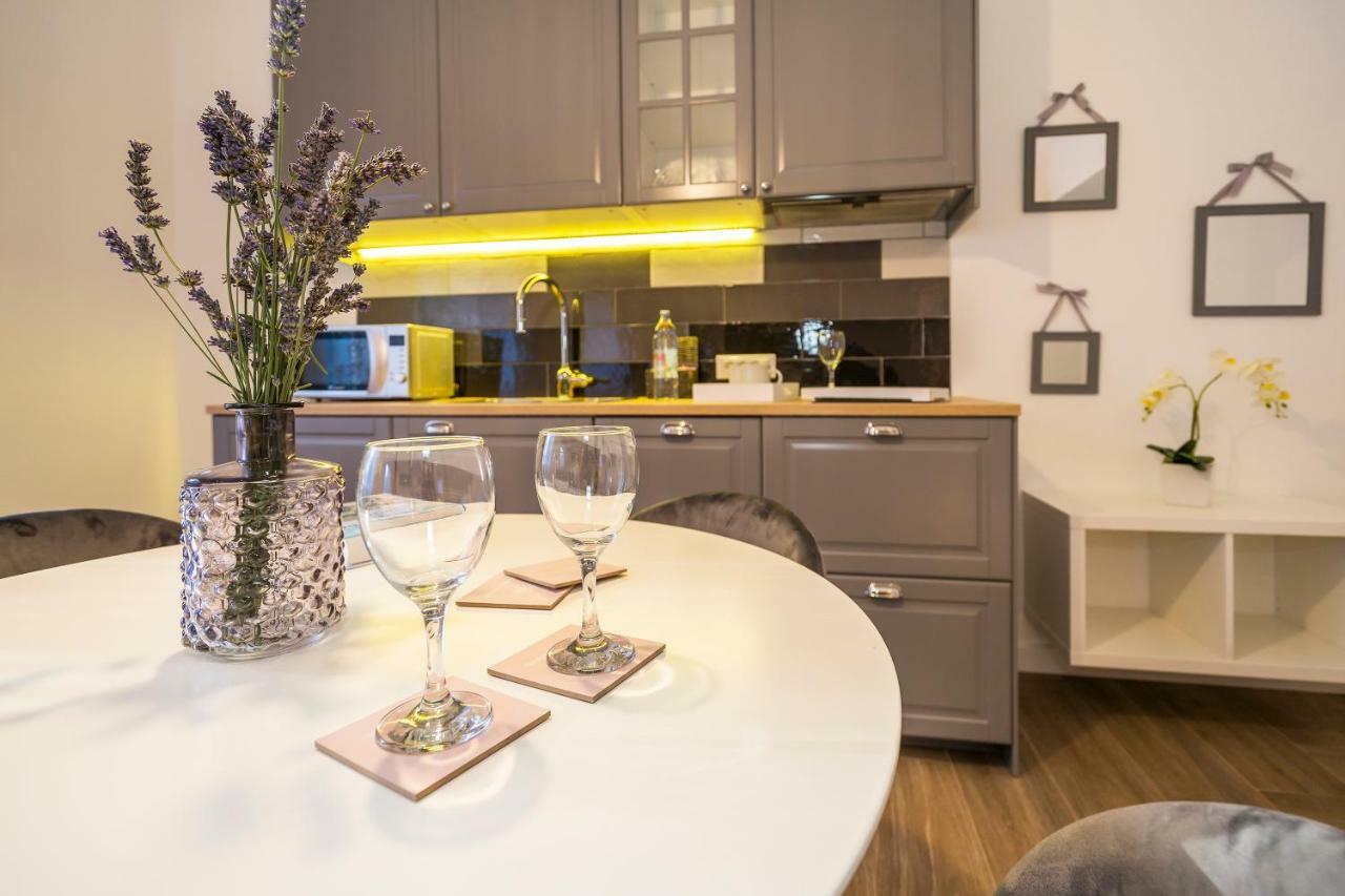 Studio Apartments Marcel Сплит Екстериор снимка